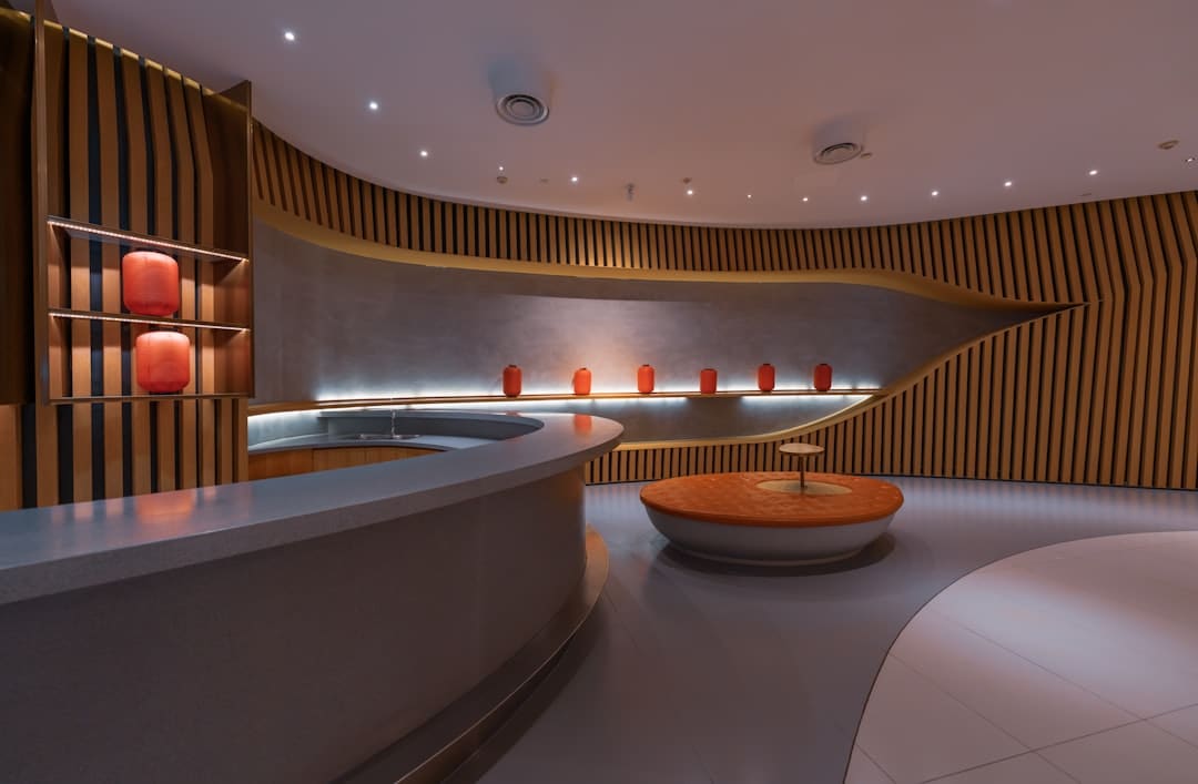 AI's Role in Luxury Bookings