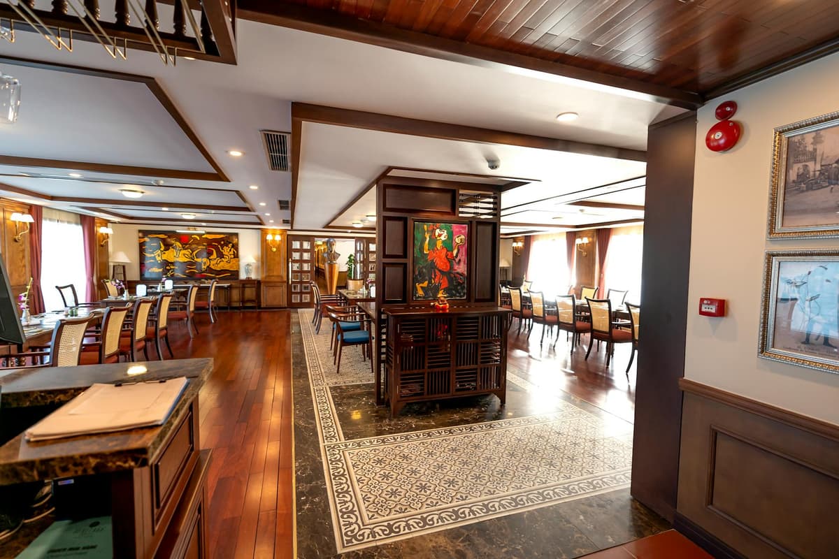 How Luxury Hotels Are Turning Their Restaurants Into Destinations