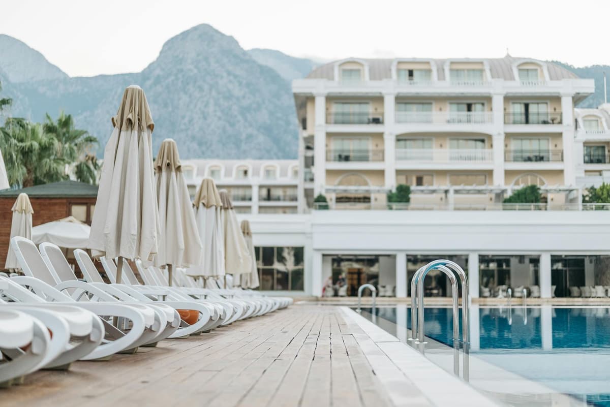 Revenue Beyond Rooms: The New Ancillary Economy in Luxury Hotels